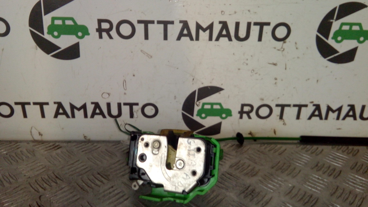 Serratura porta ant. Destro - Immagine 1 di 4