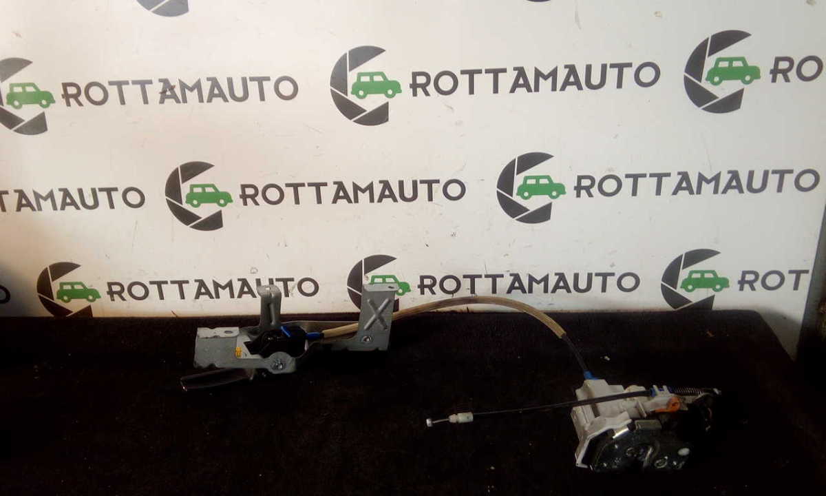Serratura porta ant. Destro - Immagine 1 di 5