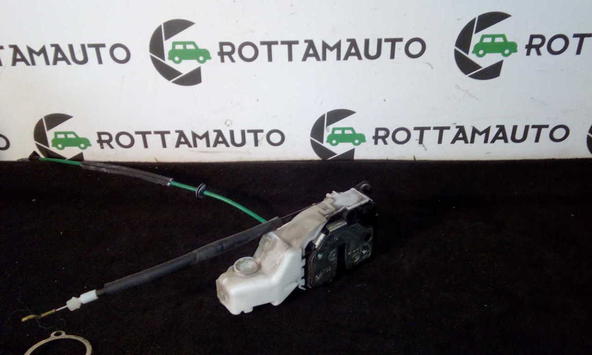 Serratura Porta Ant. Destro 50513057 Usato