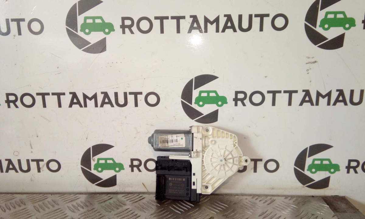 alzacristallo porta ant. destro - Immagine 1 di 4