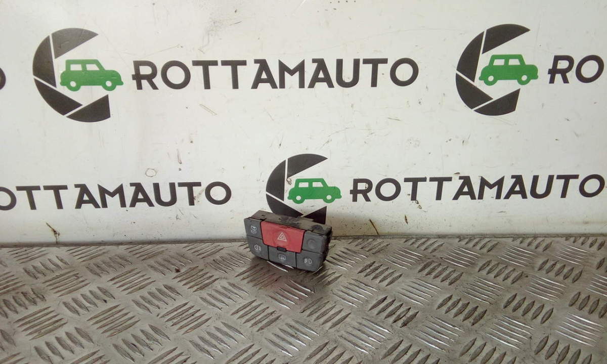 Pulsantiera Cruscotto 735357114 Usato
