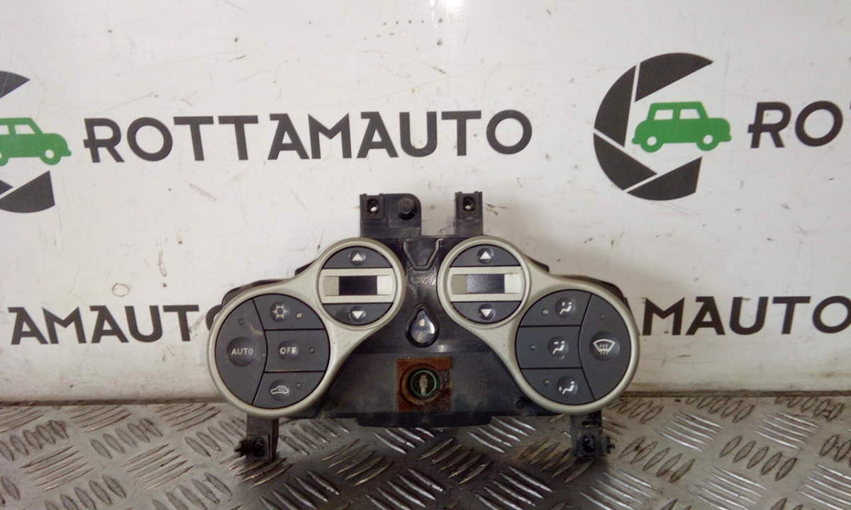 Blocco Comando Climatizzazione 735369906 Usato