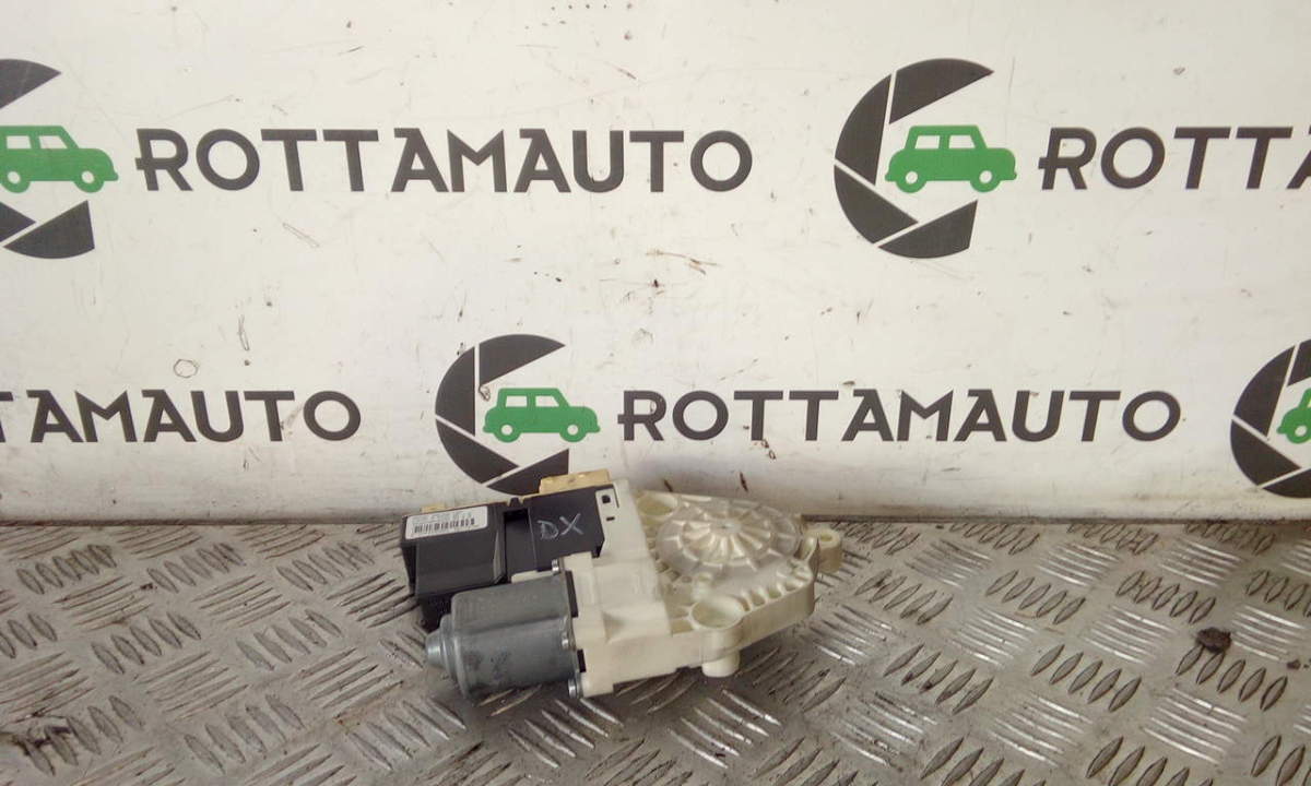 alzacristallo porta ant. destro - Immagine 1 di 4