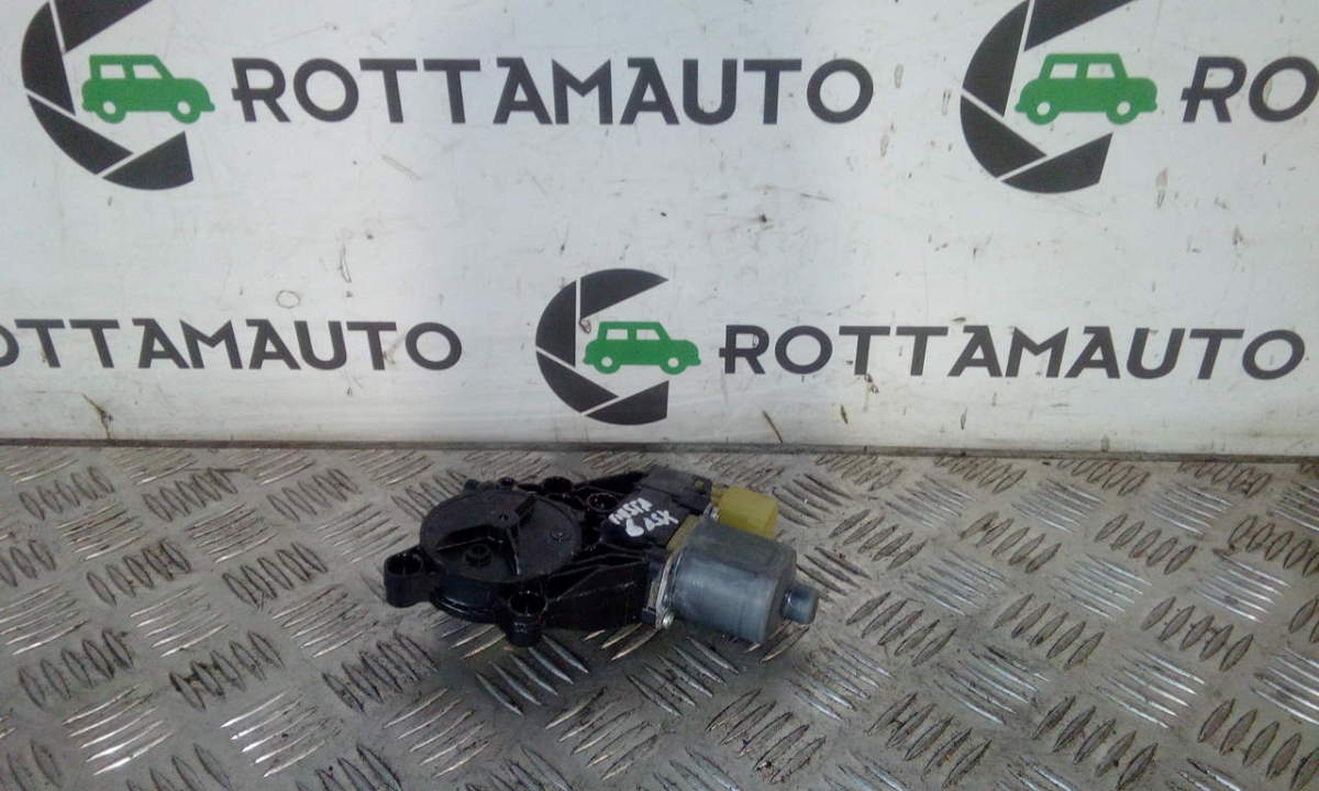Alzacristallo Porta Ant. Sinistro 8A6114A389B Usato