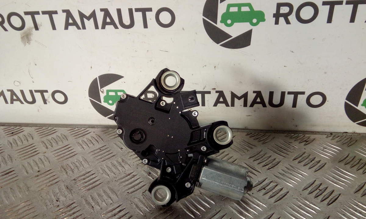 Motorino tergilunotto - Immagine 1 di 4