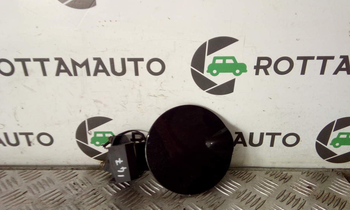 Sportello carburante - Immagine 1 di 3