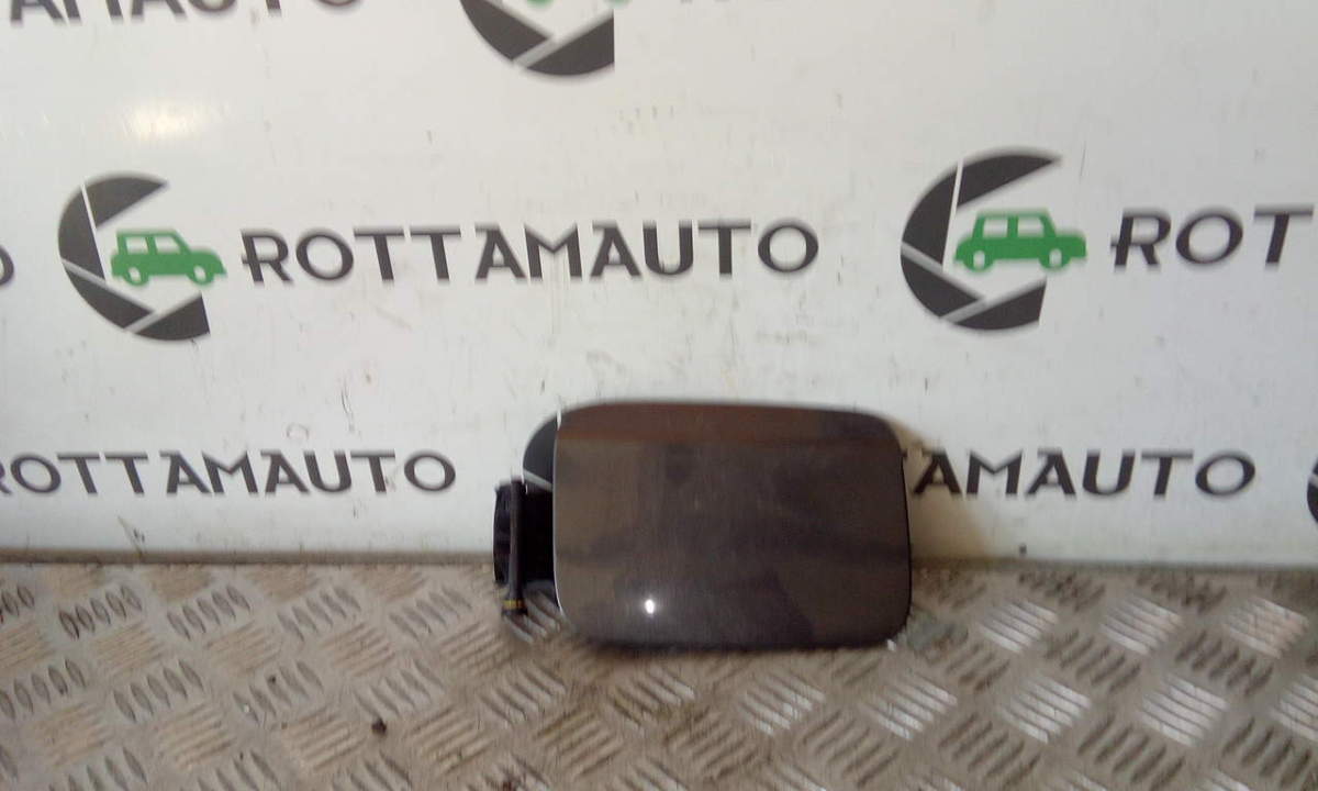Sportello carburante - Immagine 1 di 3