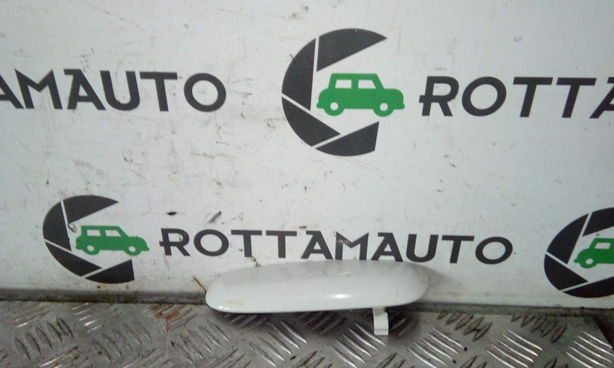 maniglia porta post. sinistro - Immagine 1 di 3