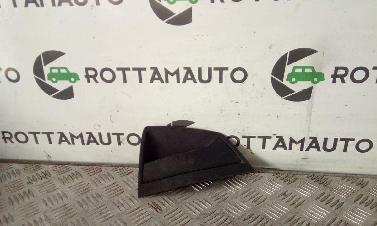 maniglia porta post. sinistro - Immagine 1 di 3