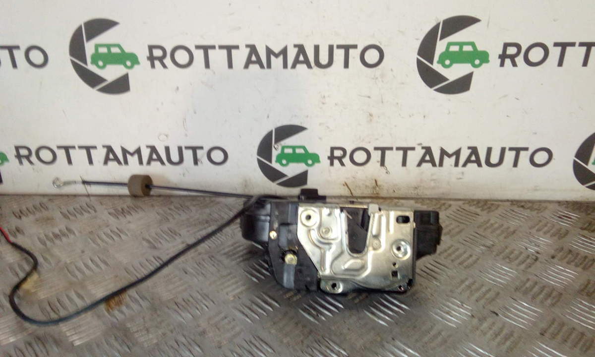 Serratura porta post. Destro - Immagine 1 di 4