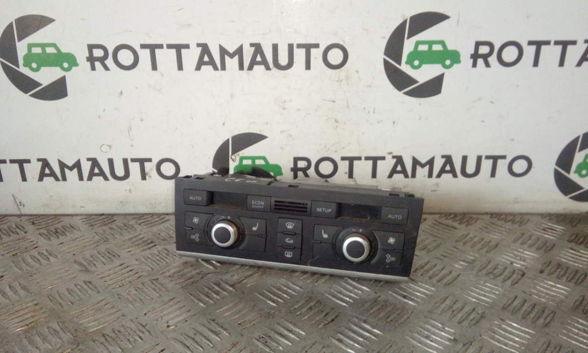 Blocco Comando Climatizzazione 4F2820043Q Usato