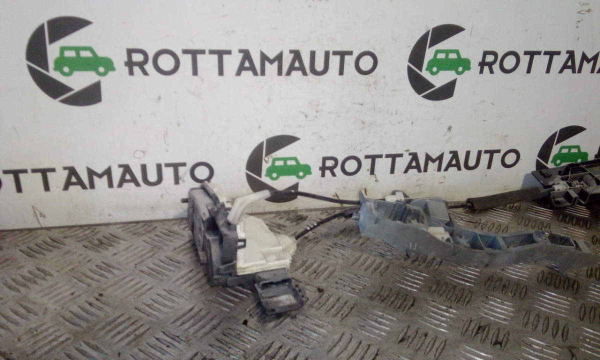 Serratura porta post. Destro - Immagine 1 di 4