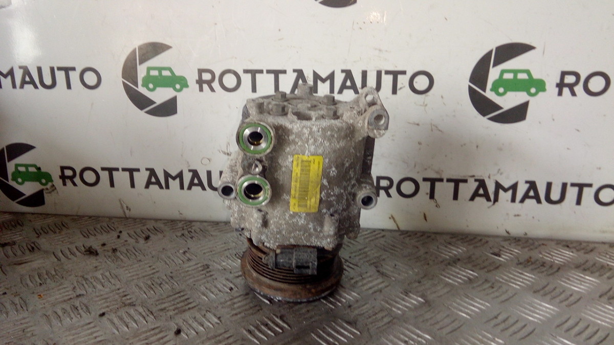 Compressore a/c - Immagine 1 di 5