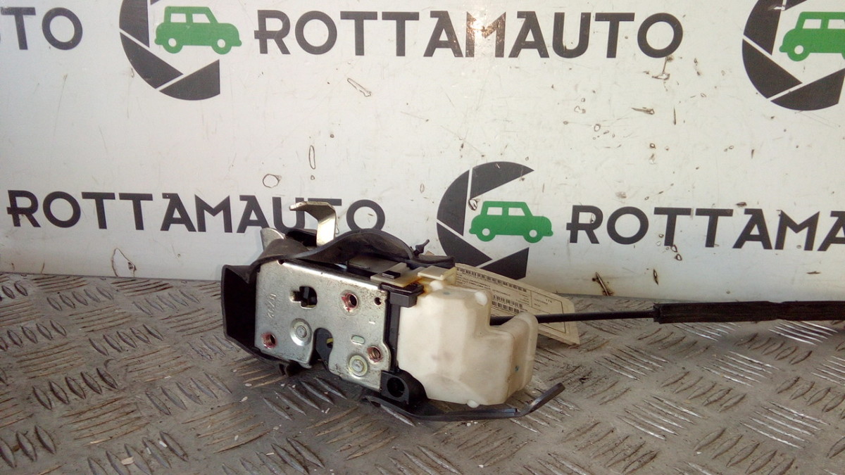 Serratura porta post. Destro - Immagine 1 di 4