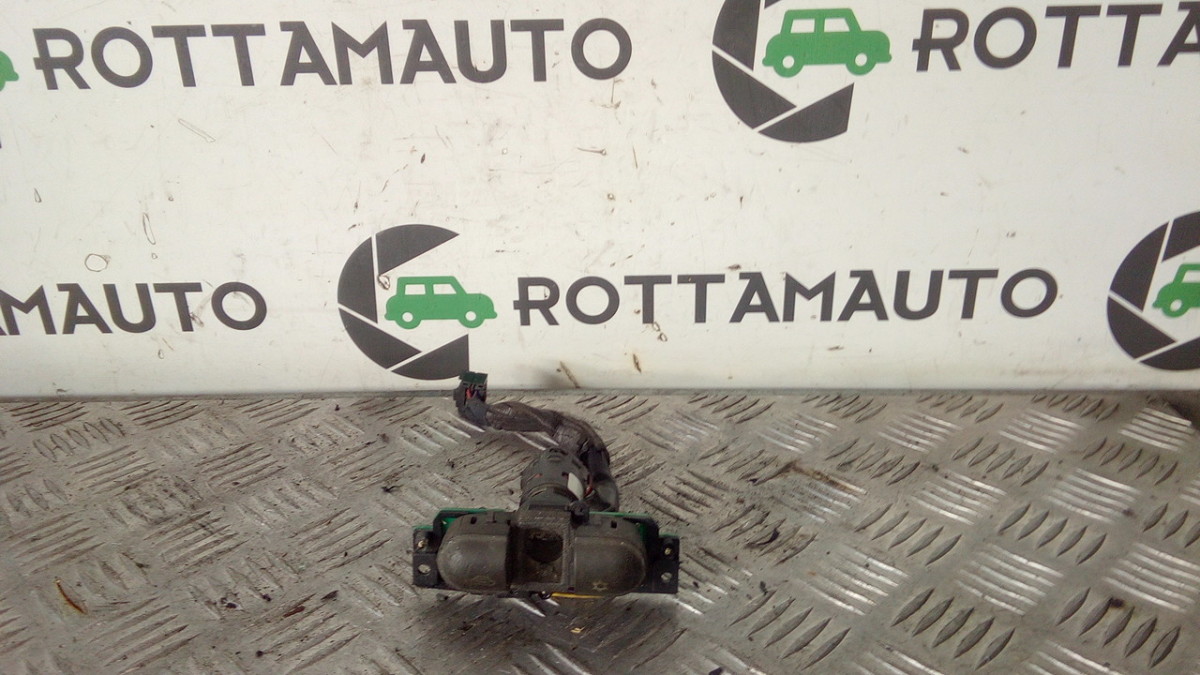 Interruttore Comando A/c 5004409 Usato