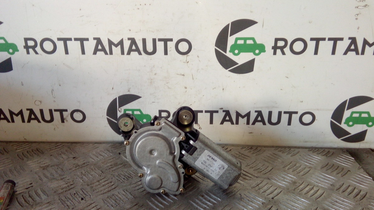 Motorino tergilunotto - Immagine 1 di 3