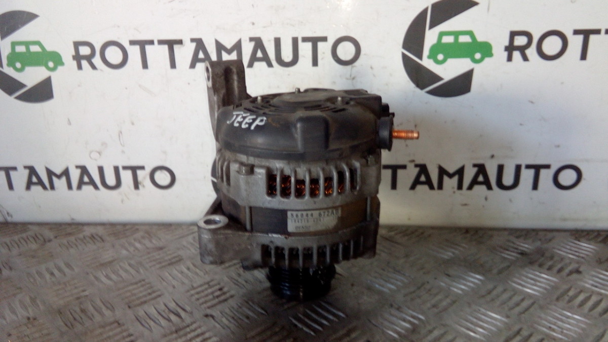 Alternatore 1042104241 104210-4241 Usato