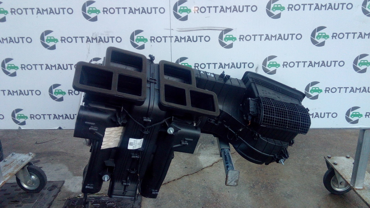 Convogliatore Aria C/elettroventola A2468301700 Usato