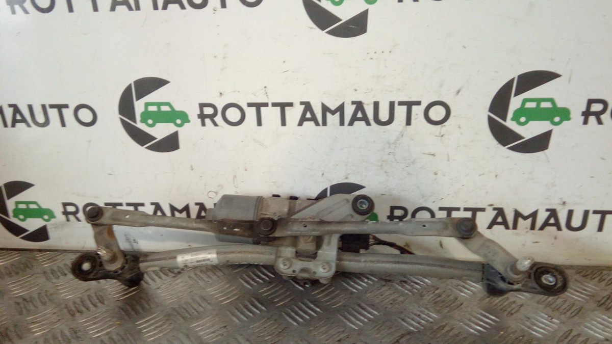 Motorino Tergiparabrezza 3397020671 0390241915 Usato