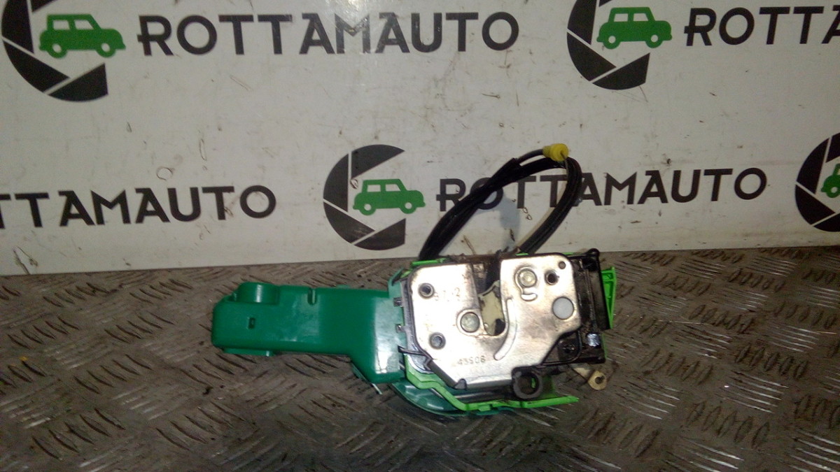 Serratura porta ant. Sinistro - Immagine 1 di 4