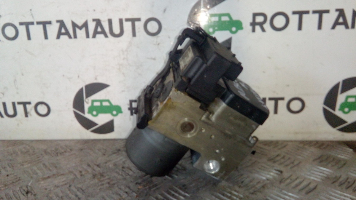 Pompa Abs 0265220408 8E0614111A Usato