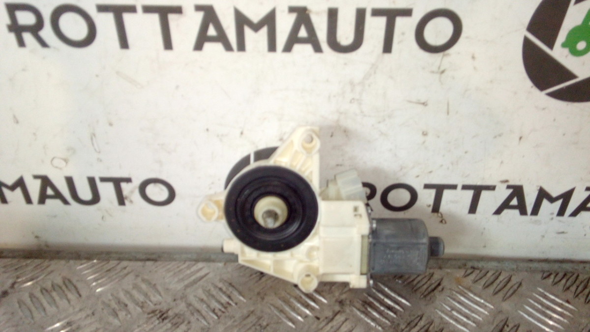 Alzacristallo Porta Ant. Sinistro 0130822690 Usato
