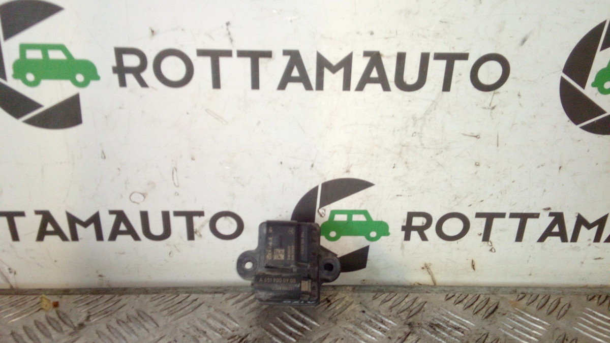Relè Preriscaldamento Candelette A6519000900 0522120204 Usato