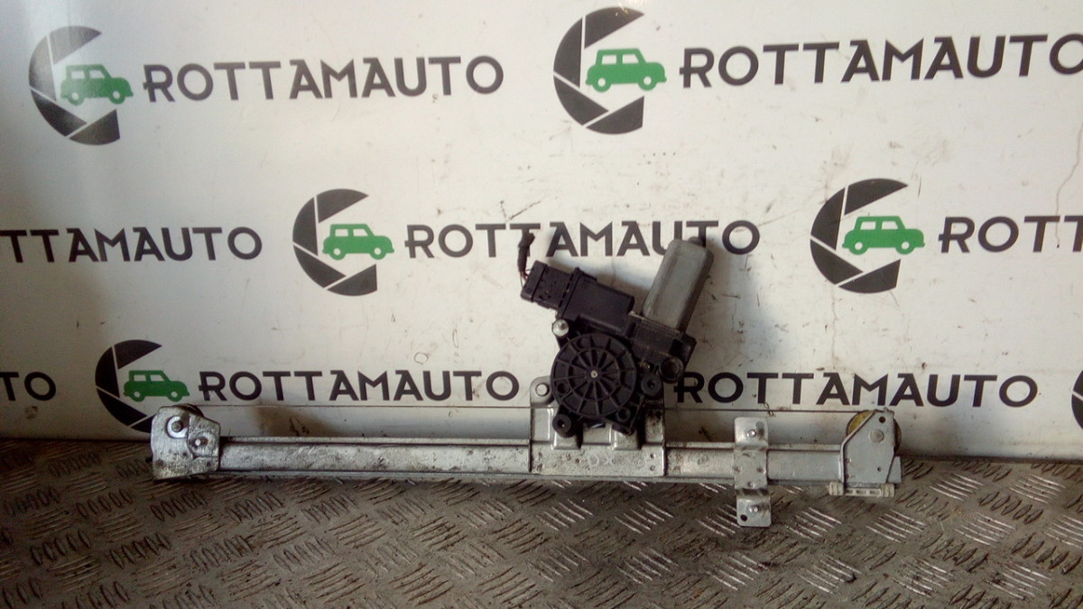 alzacristallo porta ant. destro - Immagine 1 di 4