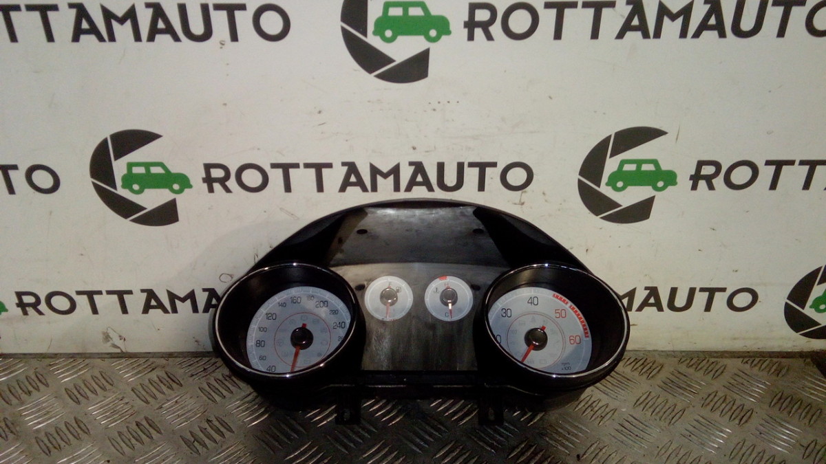 Quadro strumenti compl. - Immagine 1 di 4