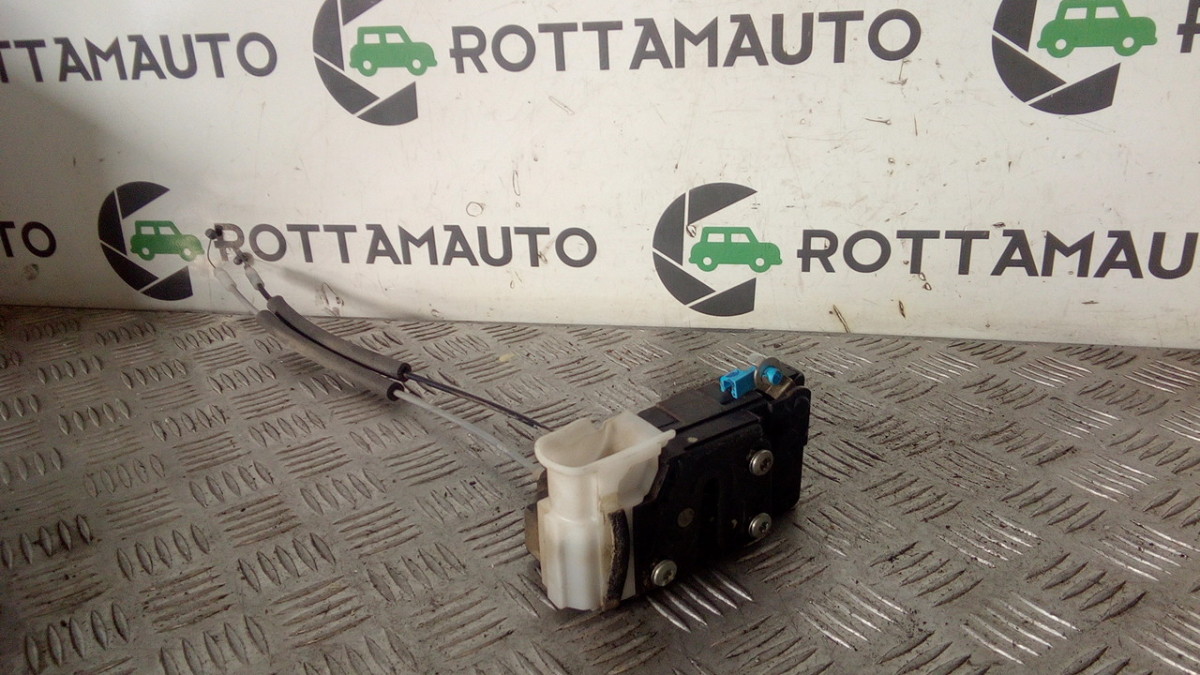Serratura porta ant. Destro - Immagine 1 di 5