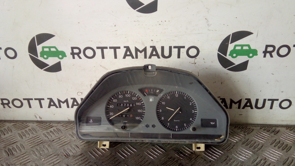 Quadro strumenti compl. - Immagine 1 di 4
