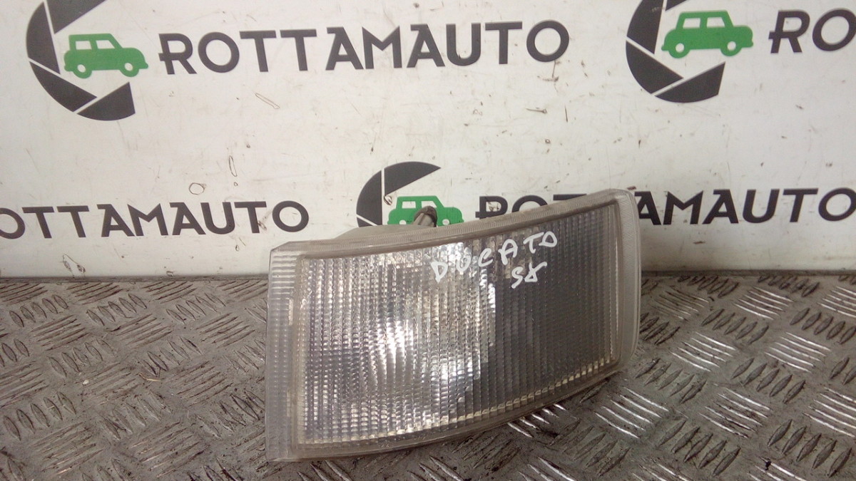 Lampada direzione ant. Sinistro - Immagine 1 di 4