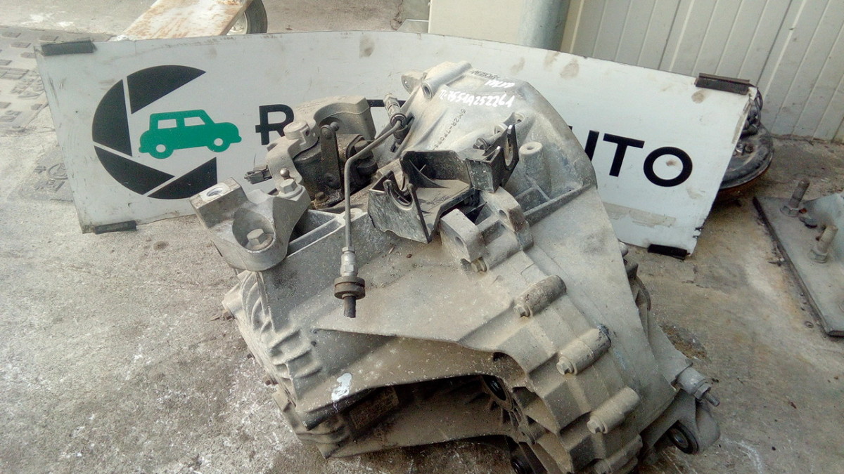 Cambio Compl. 6M2R7F096EC 6M2R-7F096-EC Usato