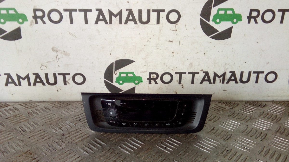 Blocco Comando Climatizzazione 6J0820043B CONTINENTAL Usato