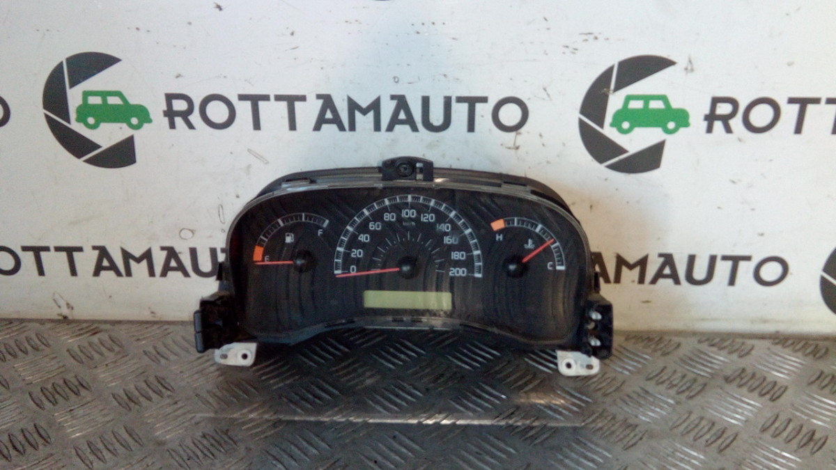 Quadro strumenti compl. - Immagine 1 di 4