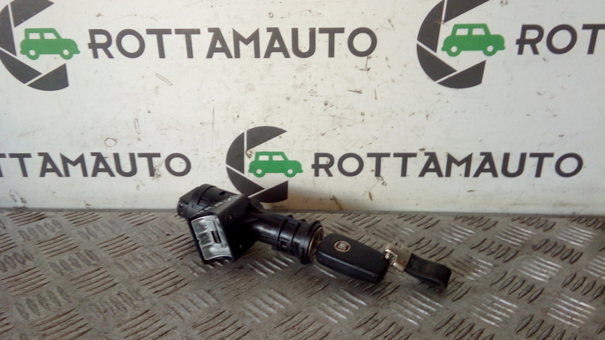 Commutatore Avviamento 51793869 Usato