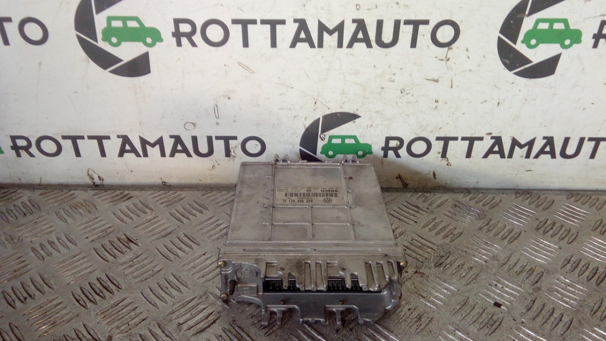 Centralina Iniezione 028906021GL 0281001656 Usato
