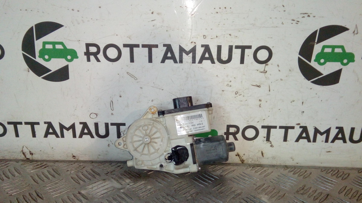 alzacristallo porta post. sinistro - Immagine 1 di 4