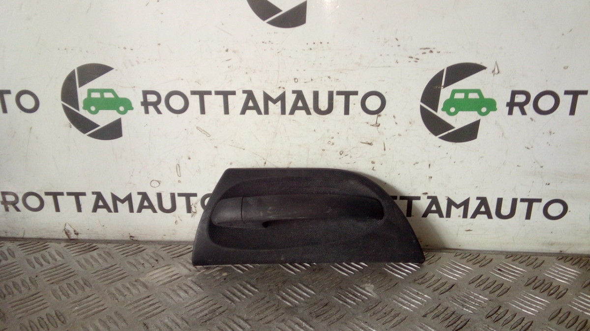 Maniglia Porta Ant. Sinistro A4547600370 SMART Usato