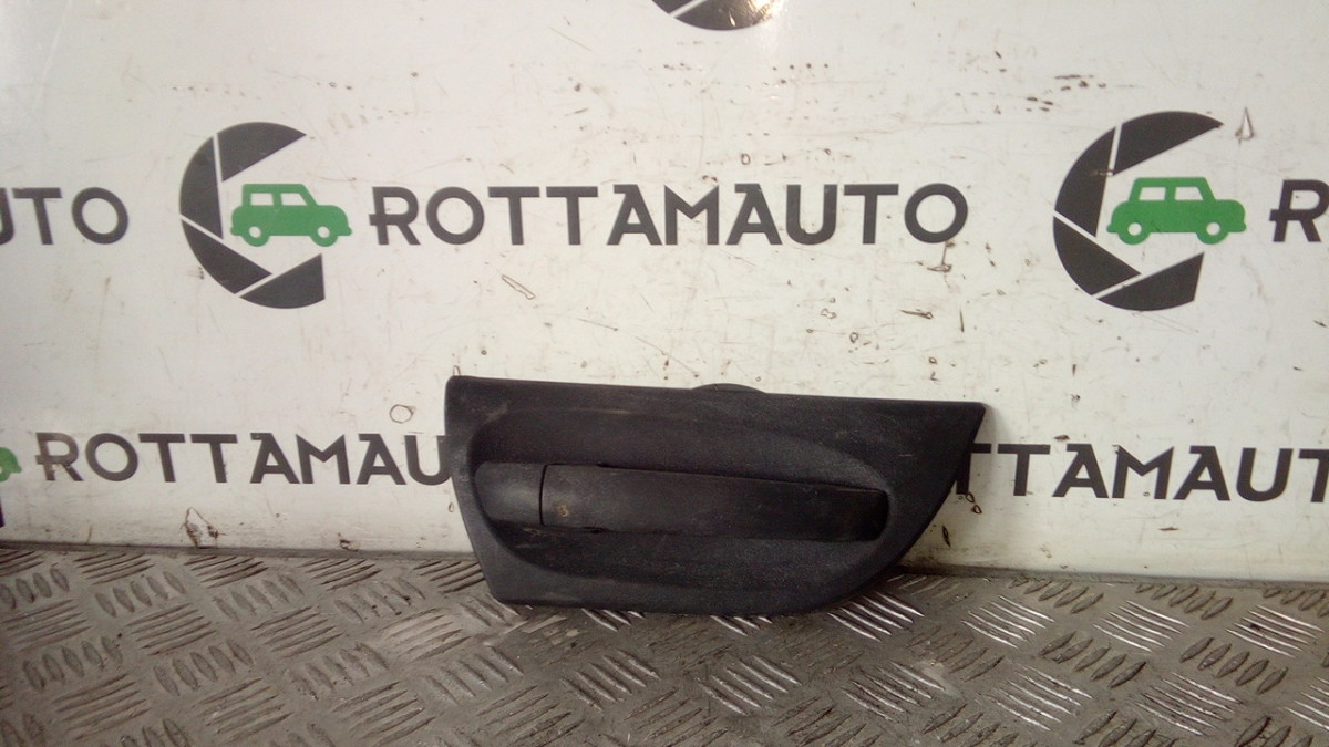 Maniglia porta ant. Destro - Immagine 1 di 3