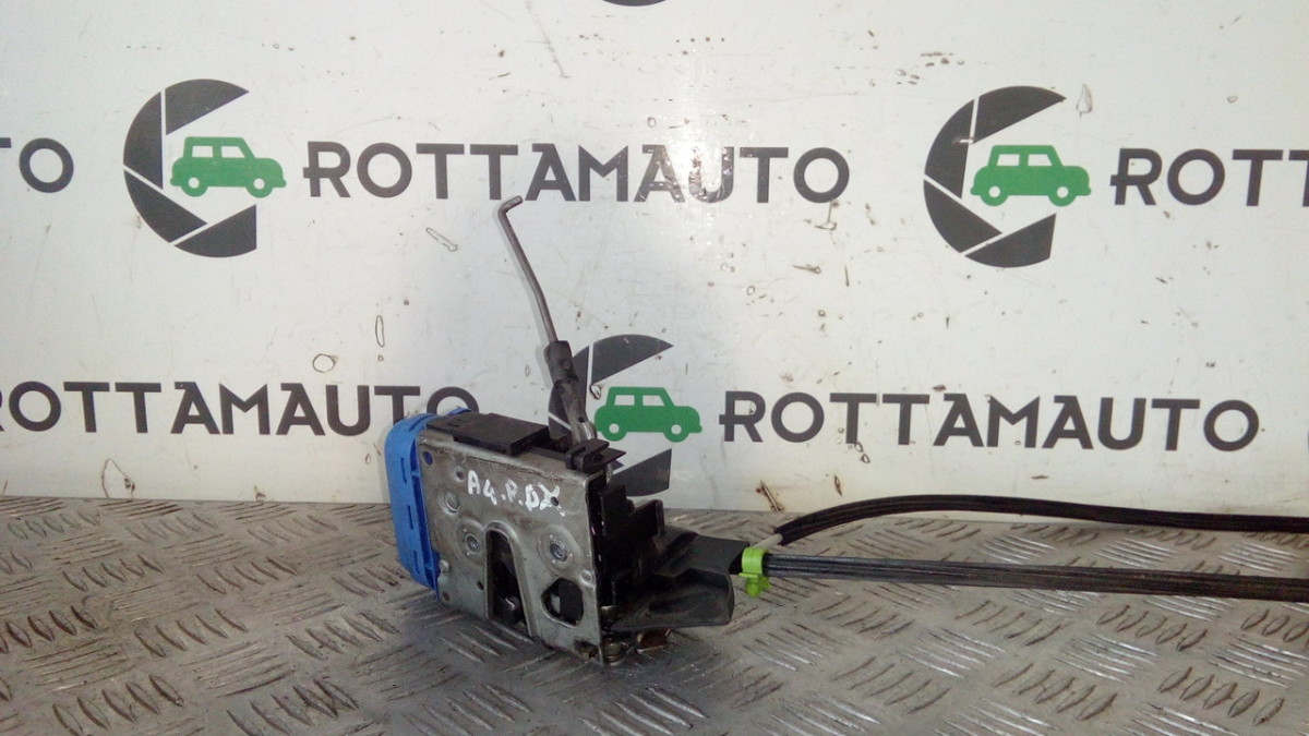 Serratura Porta Post. Destro 8D0839016A Usato