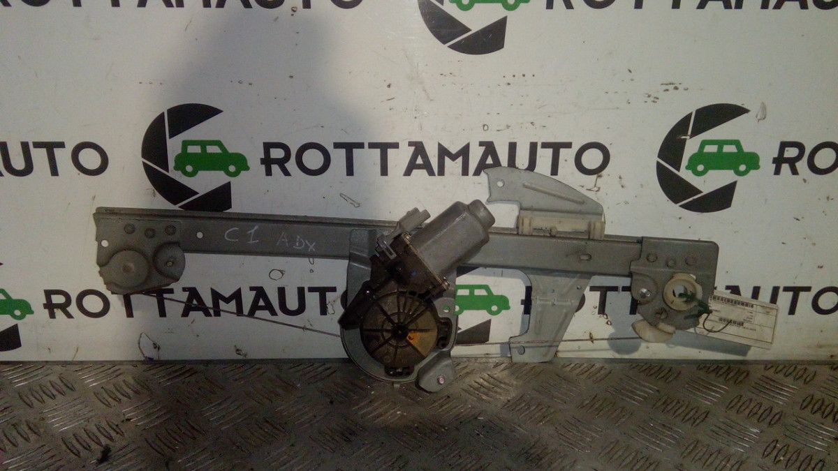 alzacristallo porta ant. destro - Immagine 1 di 4