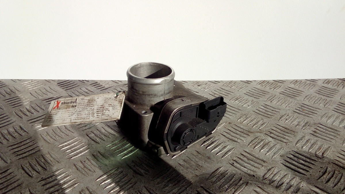 Corpo Farfallato 48smf5 magneti Usato
