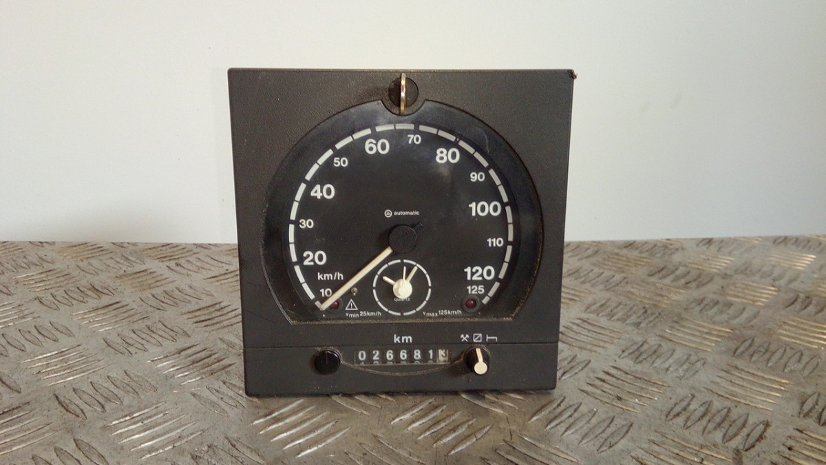 Quadro strumenti compl. - Immagine 1 di 5