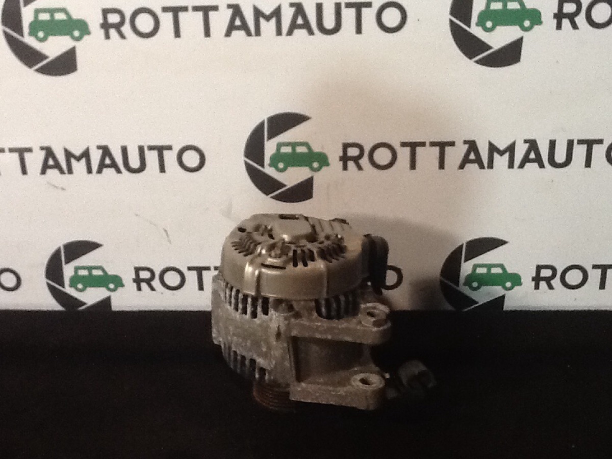 Alternatore TOYOTA DENSO Usato