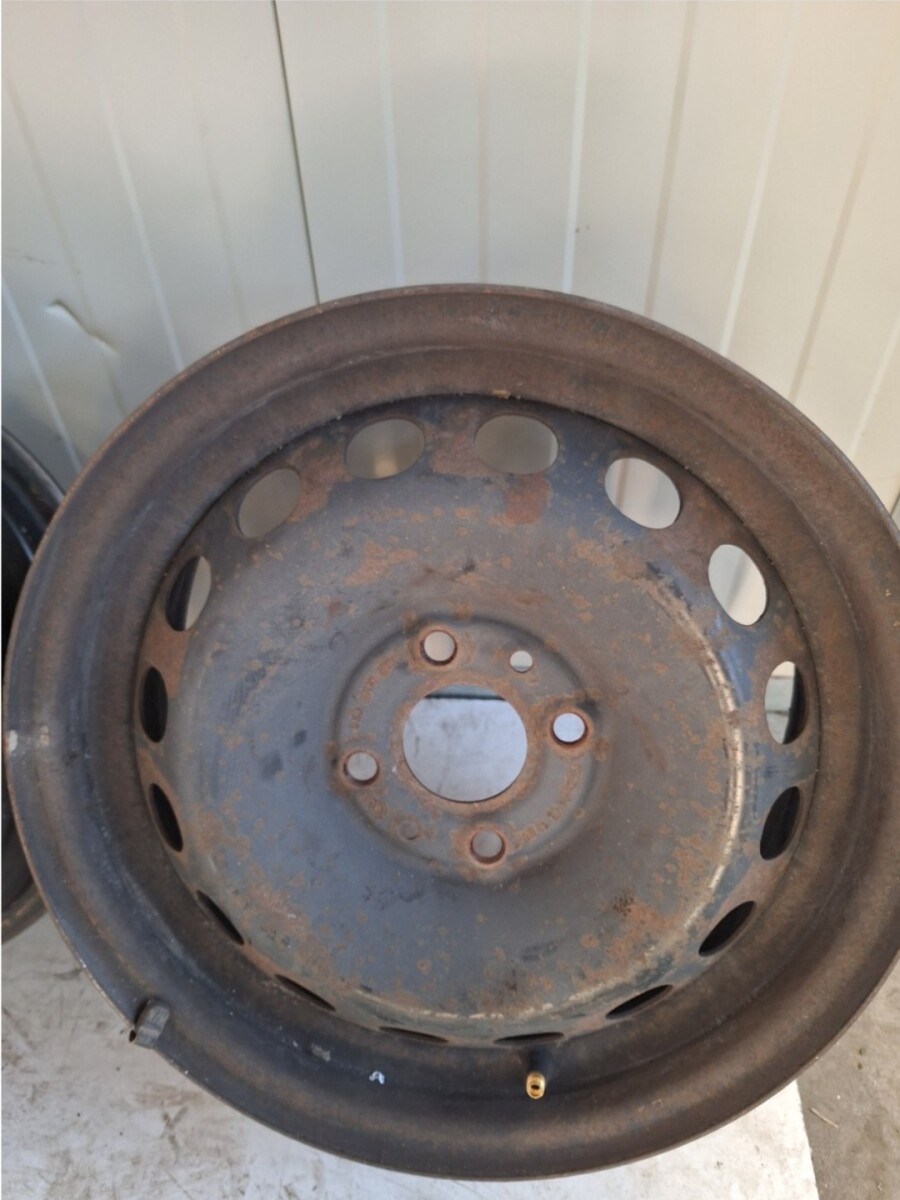Cerchio in acciaio - Immagine 1 di 3