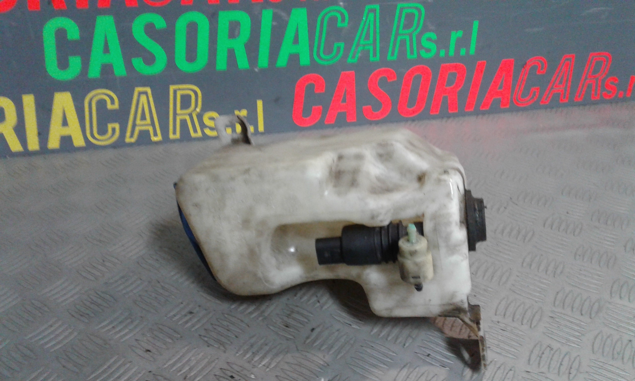 Serbatoio tergiparabrezza compl. - Immagine 1 di 3