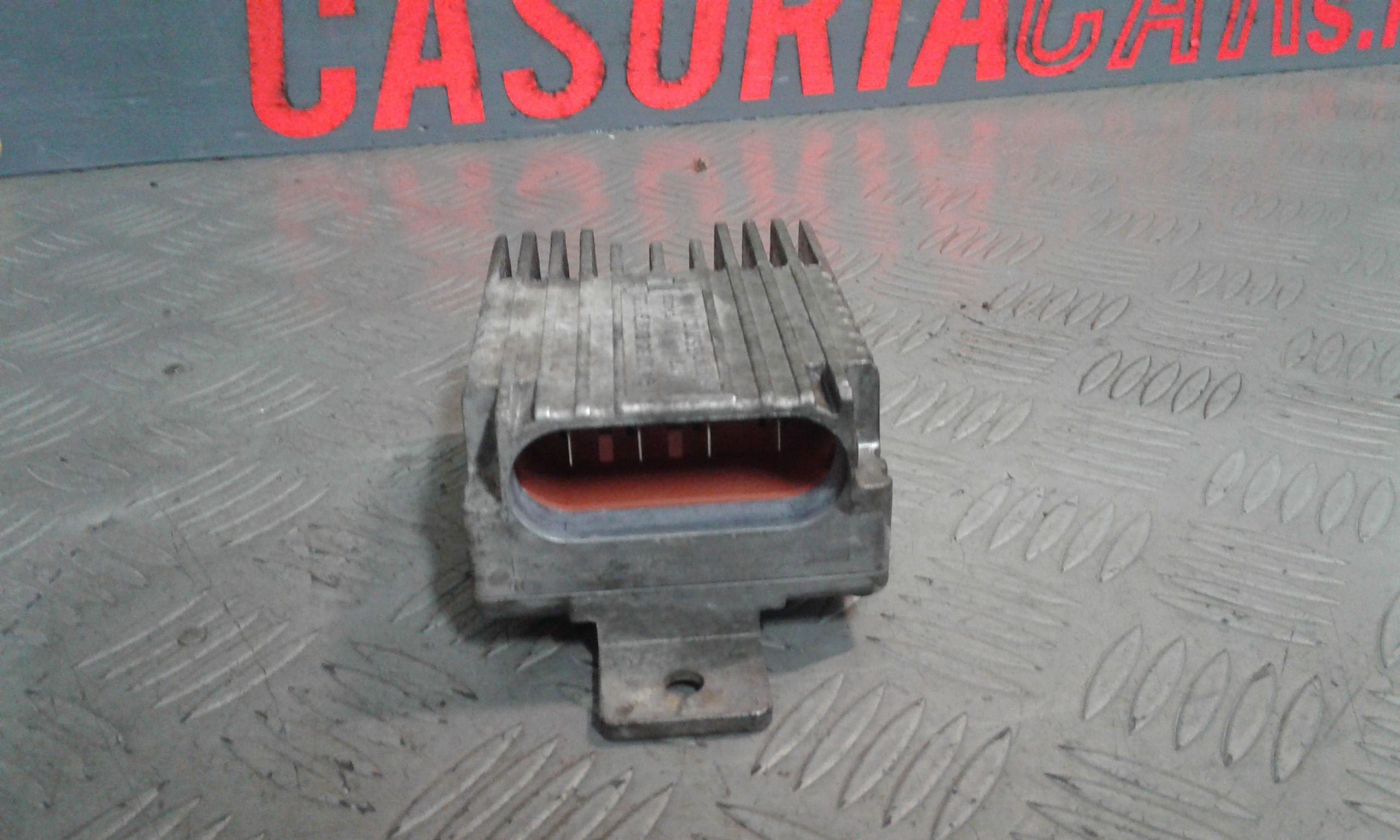 Relè elettroventola radiatore, Resistenza elettroventola radiatore - Immagine 1 di 3