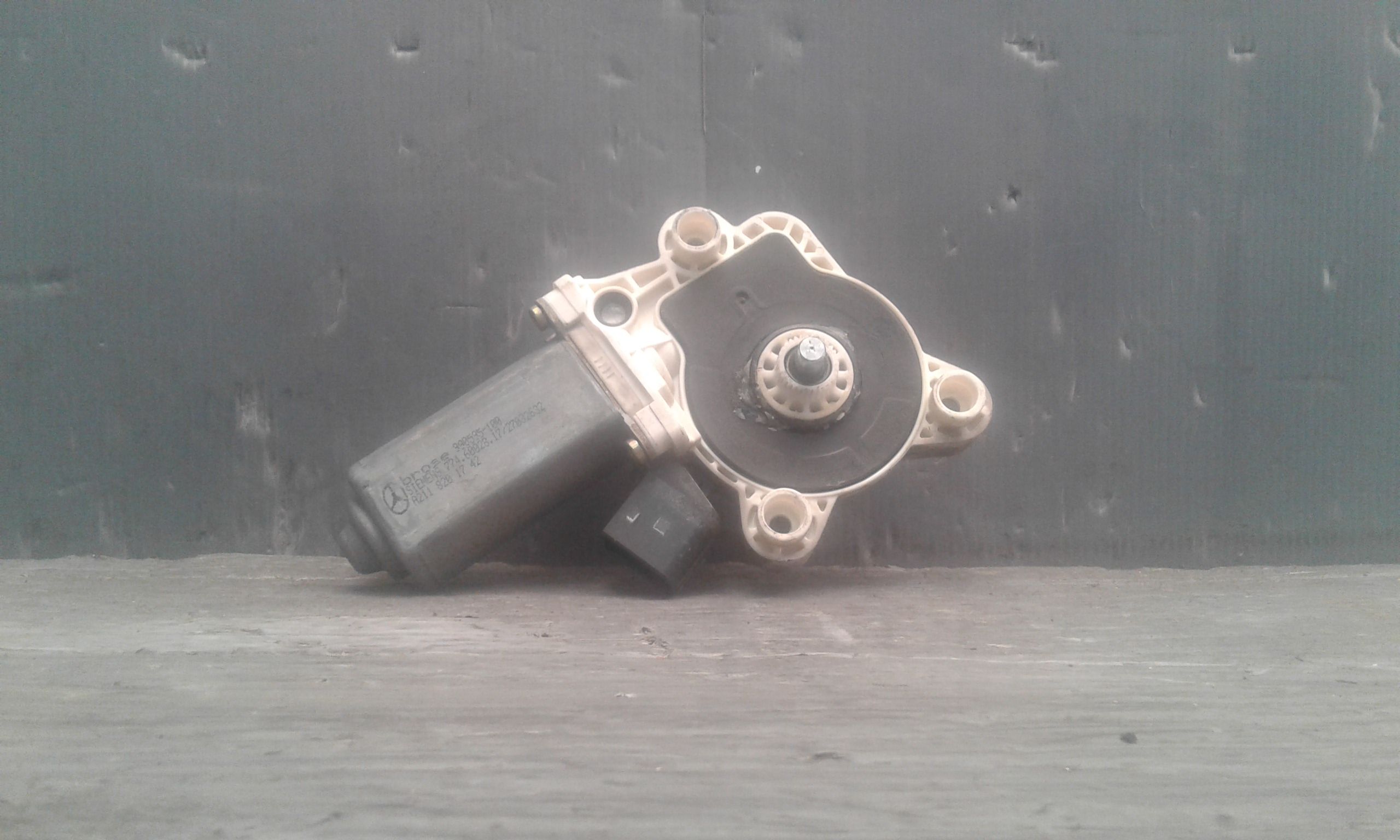 Motorino alzacristallo porta ant. Destro - Immagine 1 di 3
