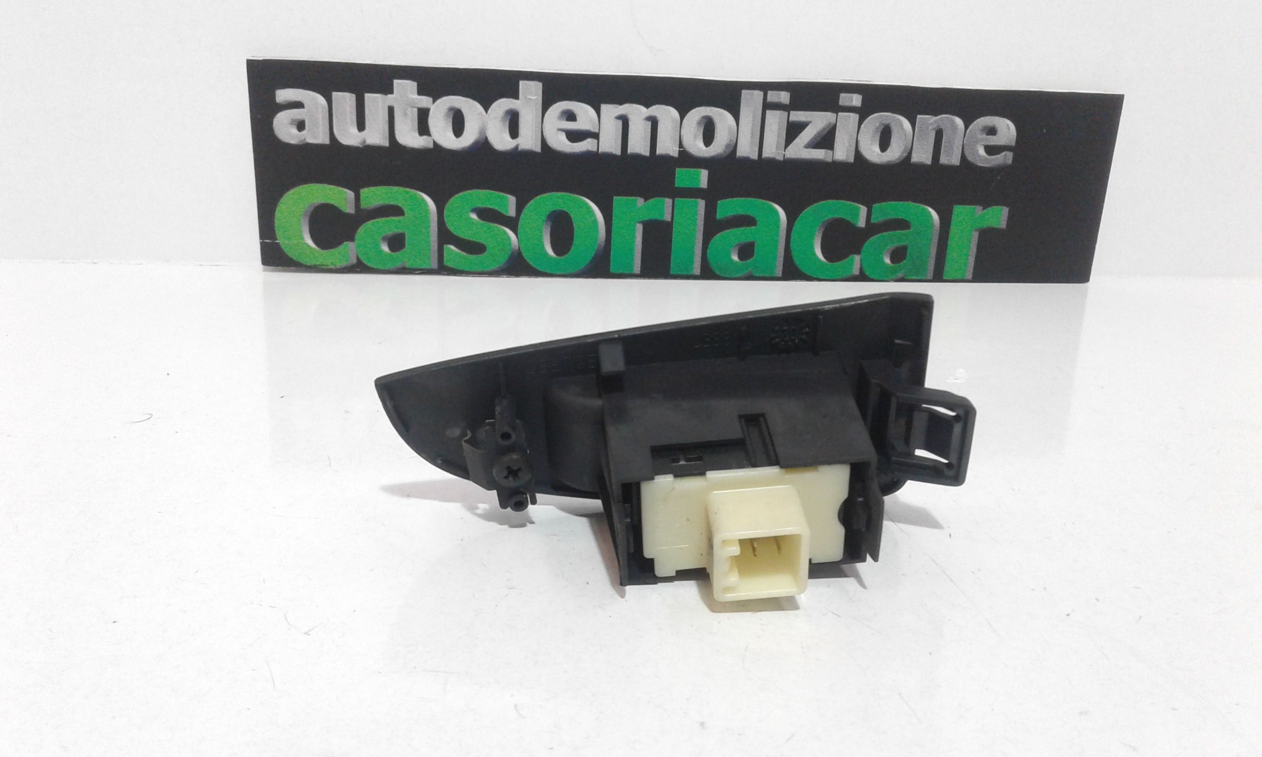 Interruttore alzacristalli porta ant. Destro - Immagine 1 di 3